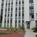 Warmzy - Modern Flat With Free Parking וילנה