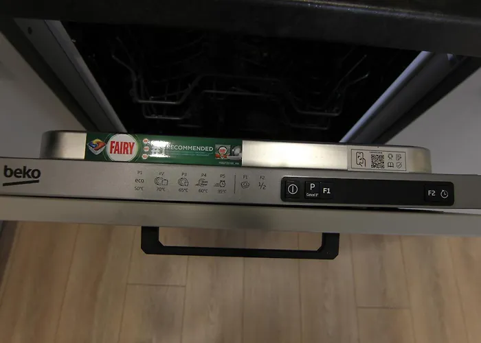 Apartment Warmzy - Modern Flat With Free Parking